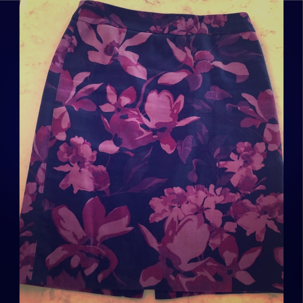 Banana Republic Floral skirt